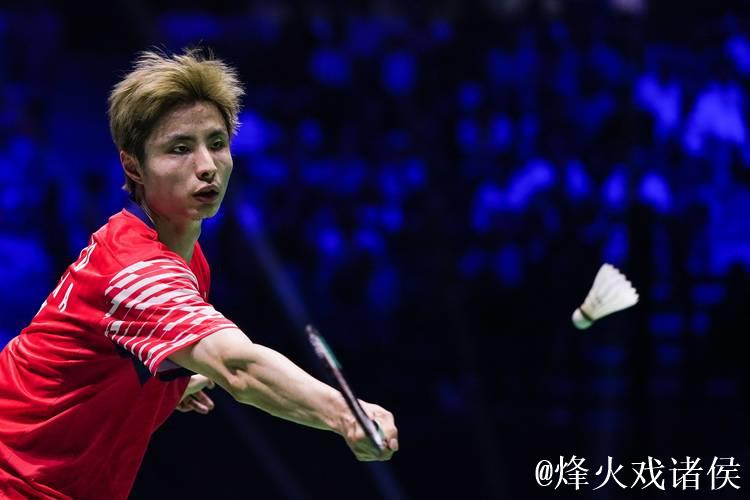 石宇奇2-1战胜小波波夫 晋级世锦赛男单八强
